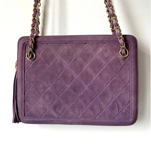 CHANEL Vintage Purple Quilted Suede Chain Link Shoulder Bag CC Logo Tassel Charm - Picture 10 of 16